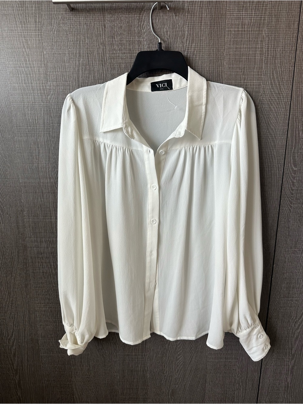 VICI Ivory Button-Front Long Sleeve Blouse